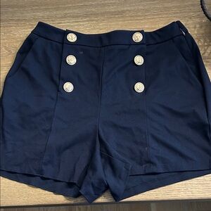 Nine West size large navy blue shorts with gold buttons